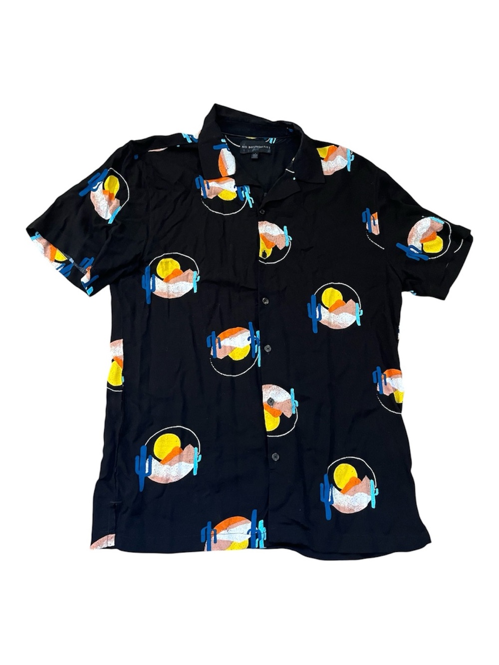 No Boundaries Black Short-Sleeve Button-Up Shirt with Sunset and Cactus Print